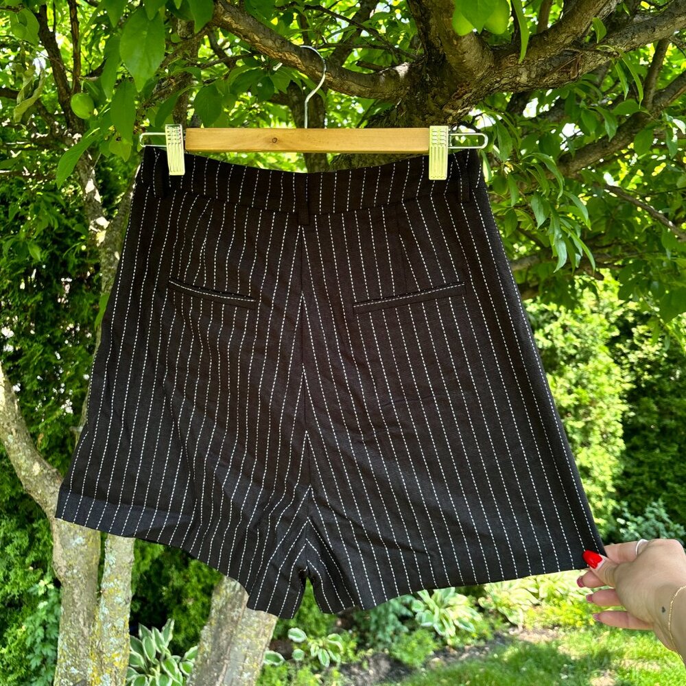 Steve Madden Pinstripe Pleated Shorts – Black/White - Picture 2 of 5